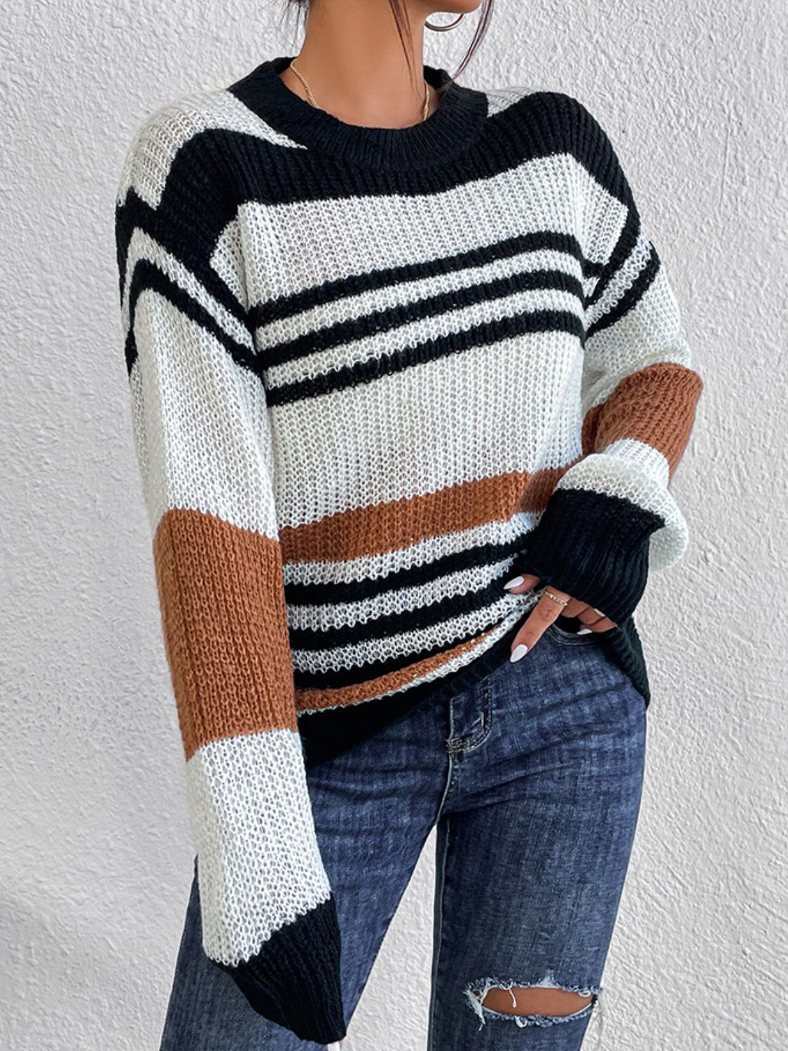 Contrast Striped Round Neck Long Sleeve Sweater - T - 1 COLOR -