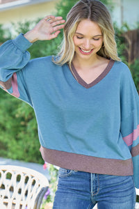 Thumbnail for Hailey & Co Color Block V-Neck Cropped sweatshirt