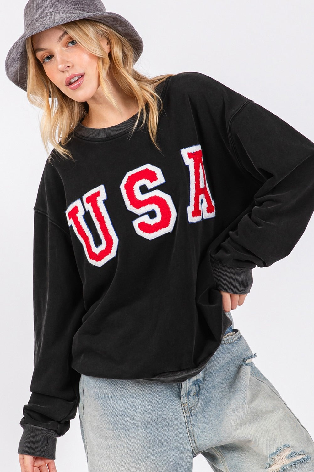 SAGE + FIG USA Letter Patch Round Neck Sweatshirt - T - 1 COLOR -