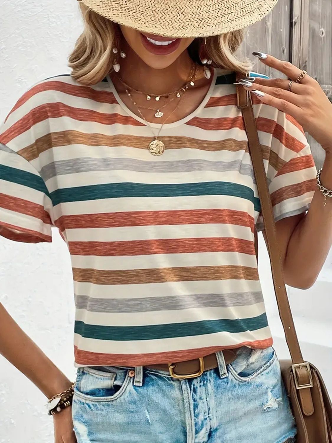 Striped Round Neck Short Sleeve T-Shirt - T - 2 COLORS -