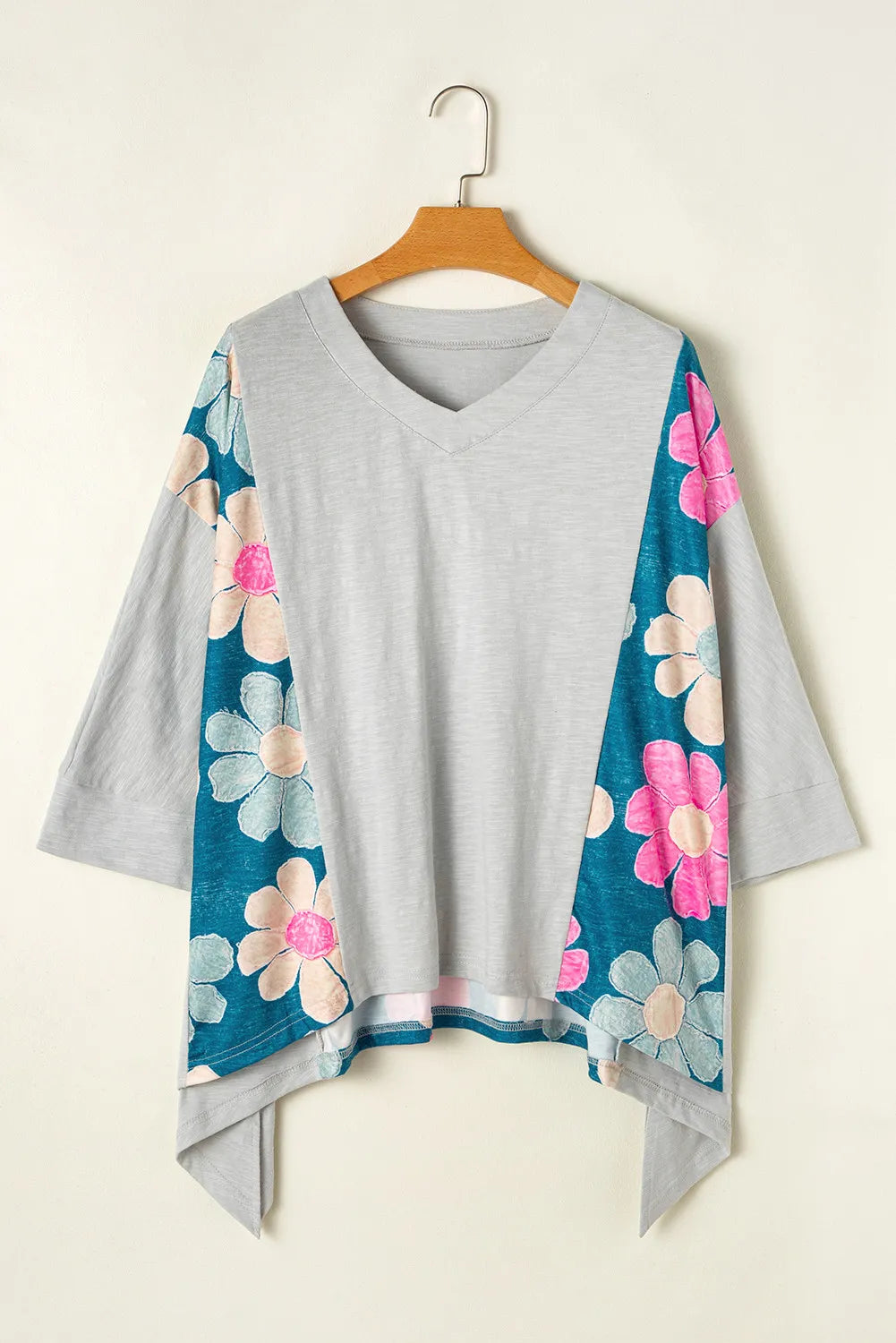 Slit Floral V-Neck Three-Quarter Sleeve Blouse - T - 2 COLORS -