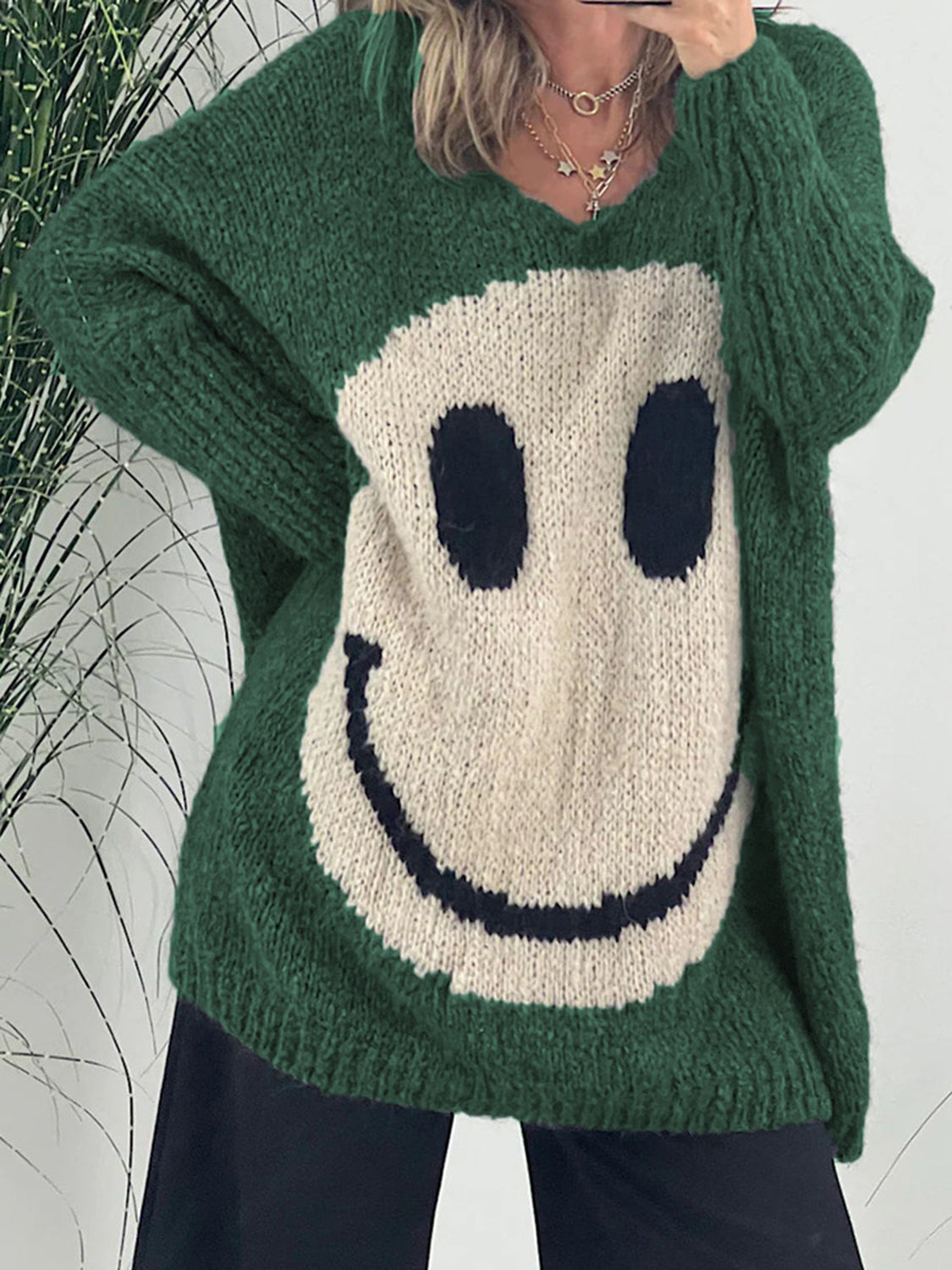 Smiling Face V-Neck Long Sleeve Sweater - 2 SIZE COMBOS - T - 7 COLORS -