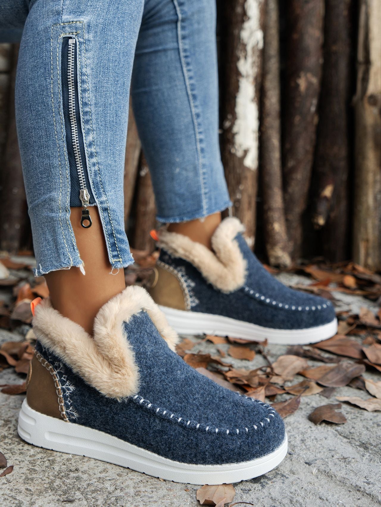 Faux Furry Suede Round Toe Flat Sneakers - T - 5 COLORS -