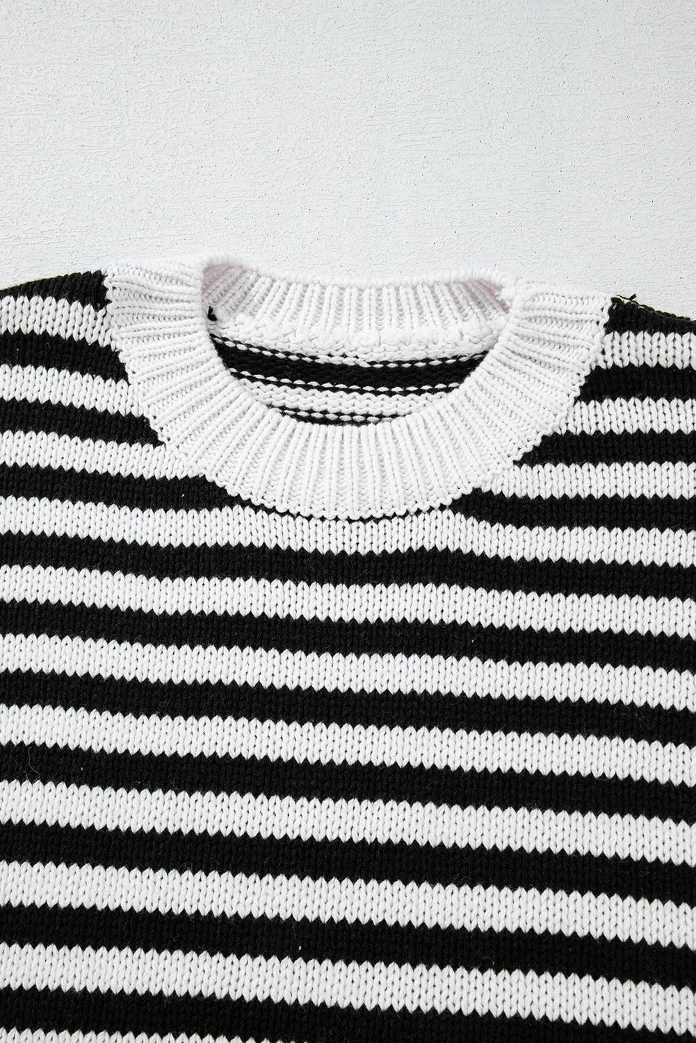 Striped Round Neck Long Sleeve Sweater - T - 1 COLOR -