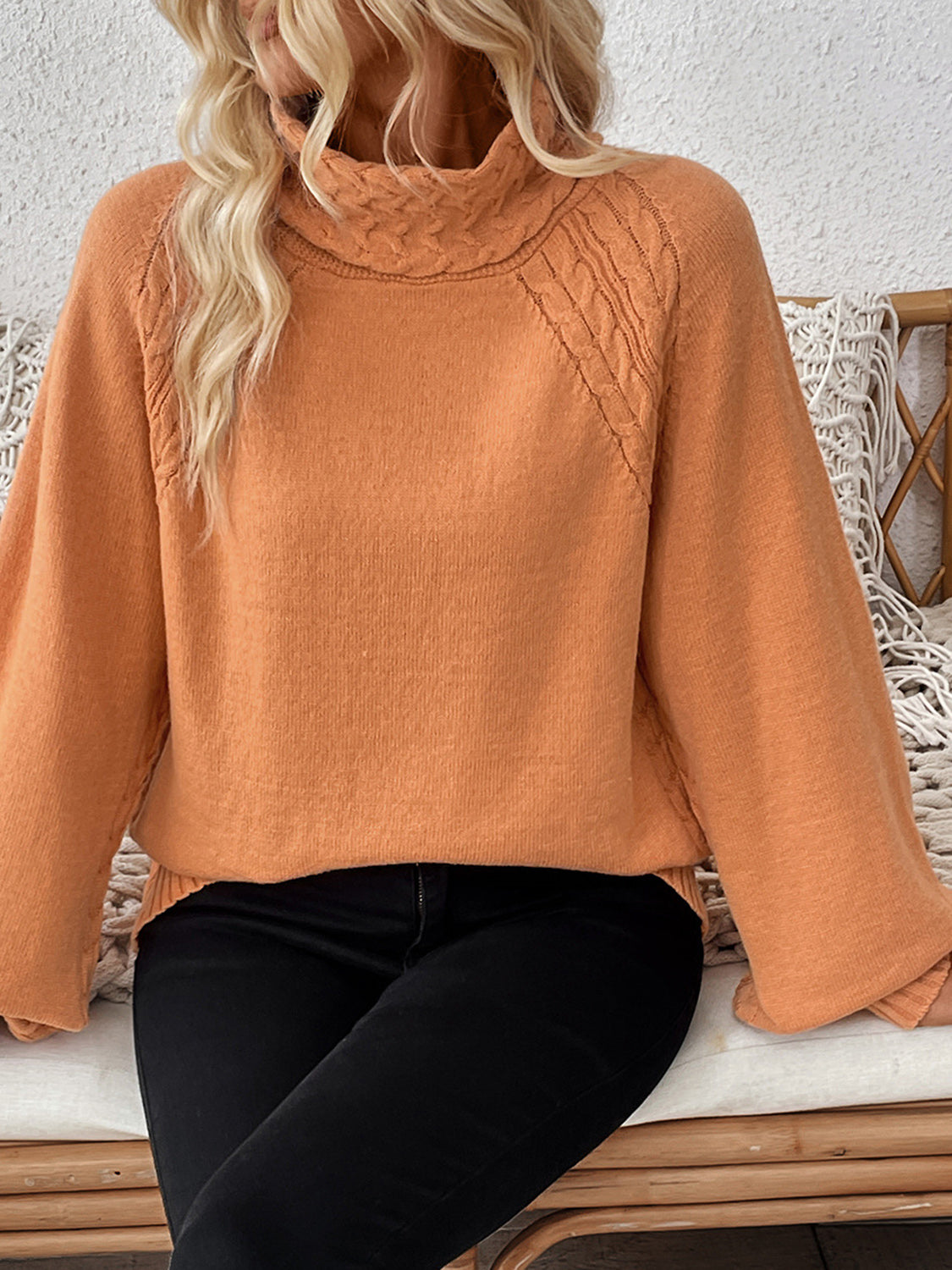 Cable-Knit Turtleneck Long Sleeve Sweater - T - 1 COLOR -