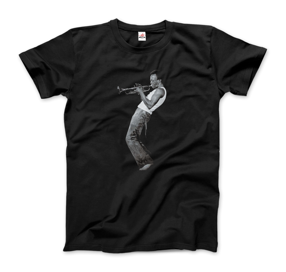 Miles Davis Playing His Trumpet Artwork T-Shirt - 4 STYLES - 4 COLORS -