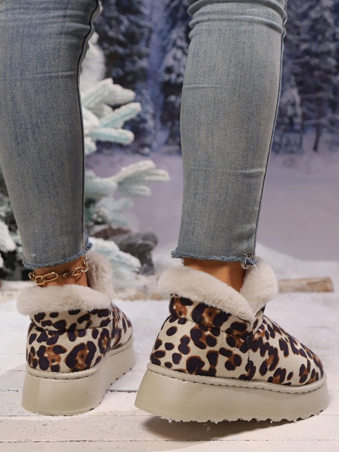 Thermal Leopard Round Toe Platform Shoe Booties - T - 2 COLORS -