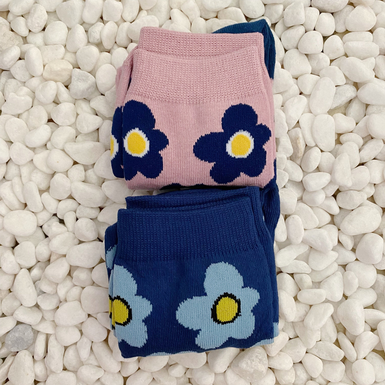 Modern Daisy Socks Set - 2 PAIRS - 2  COLOR COMBOS -