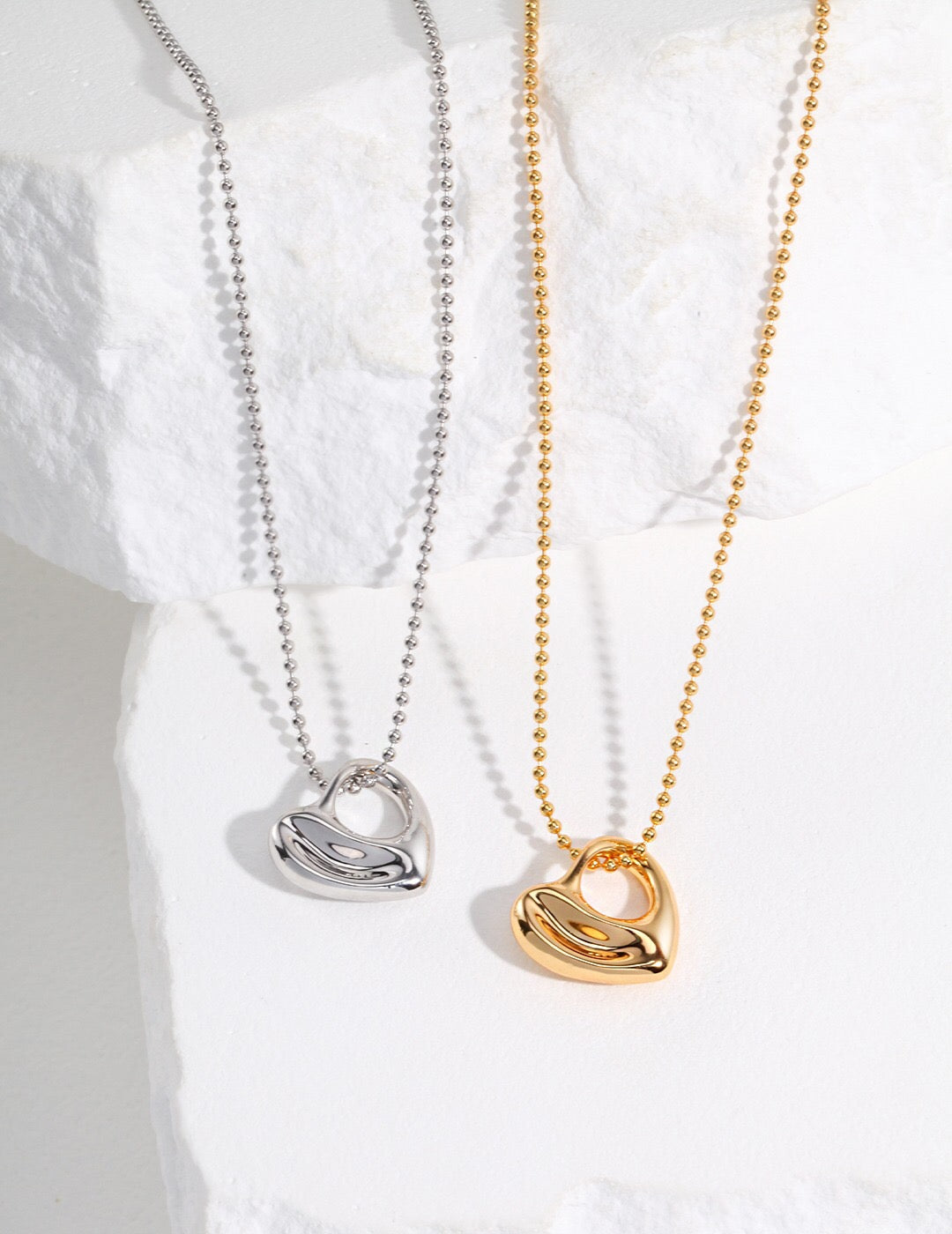 Irregular Hollow Heart Necklace - 2 FINISHES -