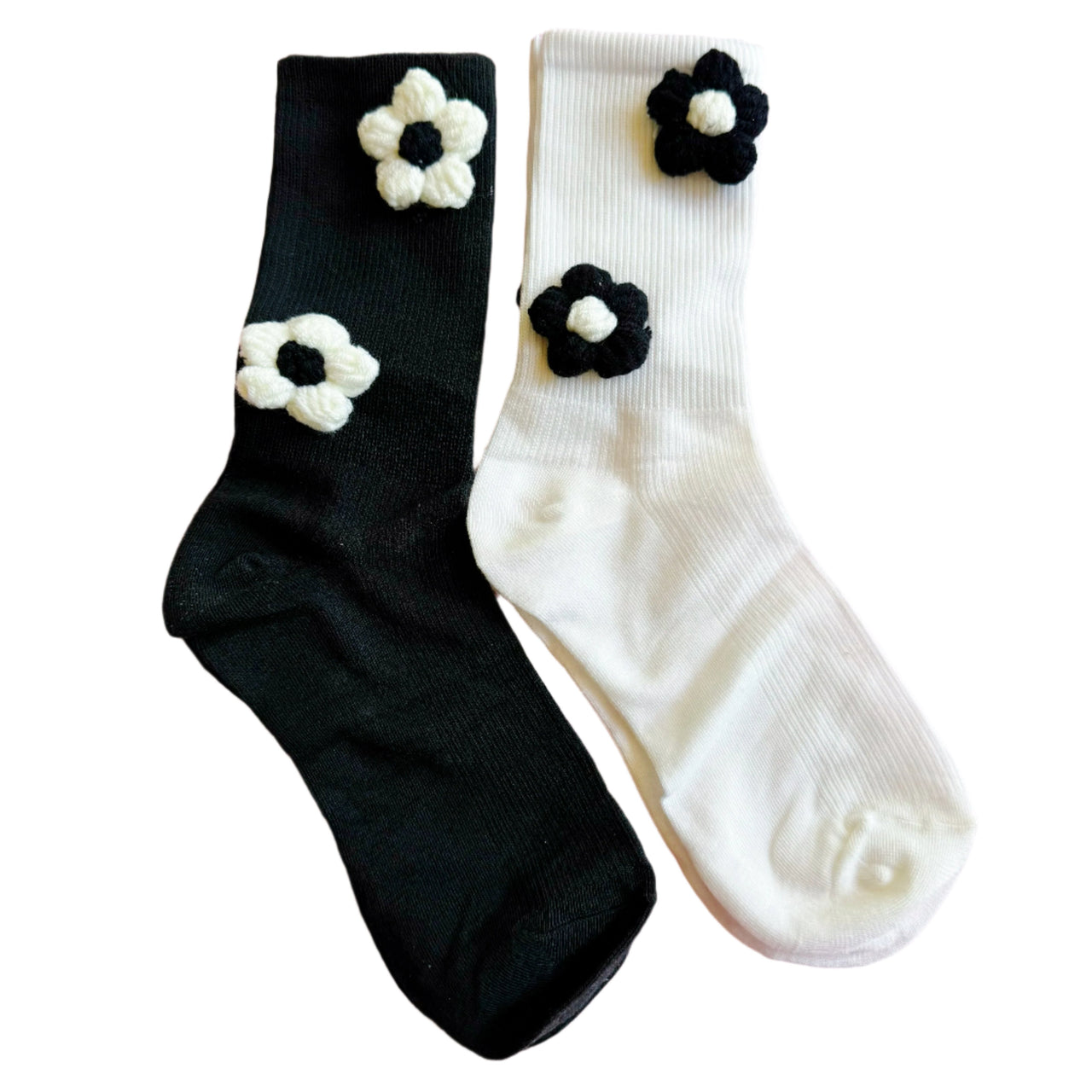 Puffy Daisy Embellished Socks Set  - 2 PAIRS -