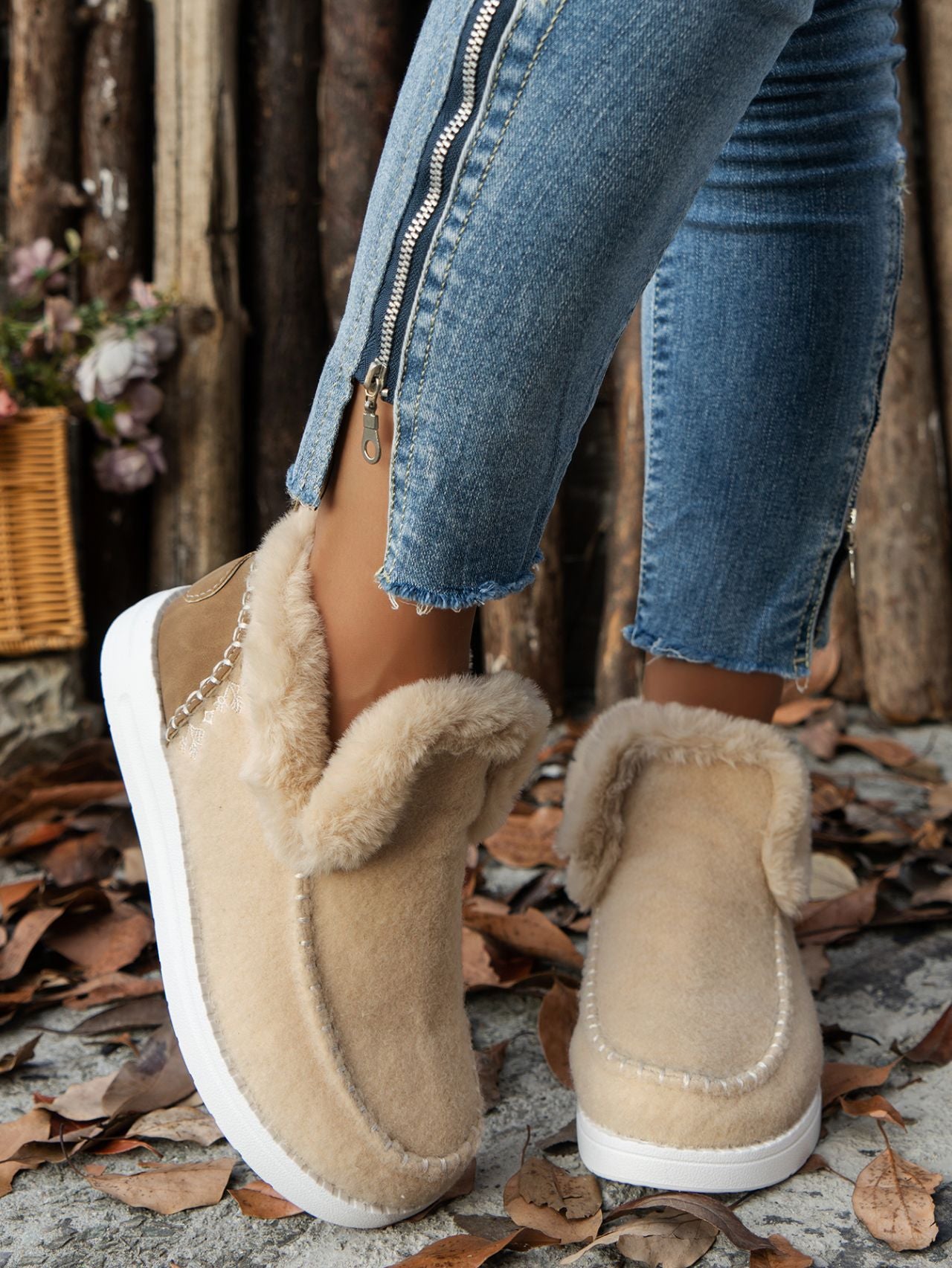 Faux Furry Suede Round Toe Flat Sneakers - T - 5 COLORS -