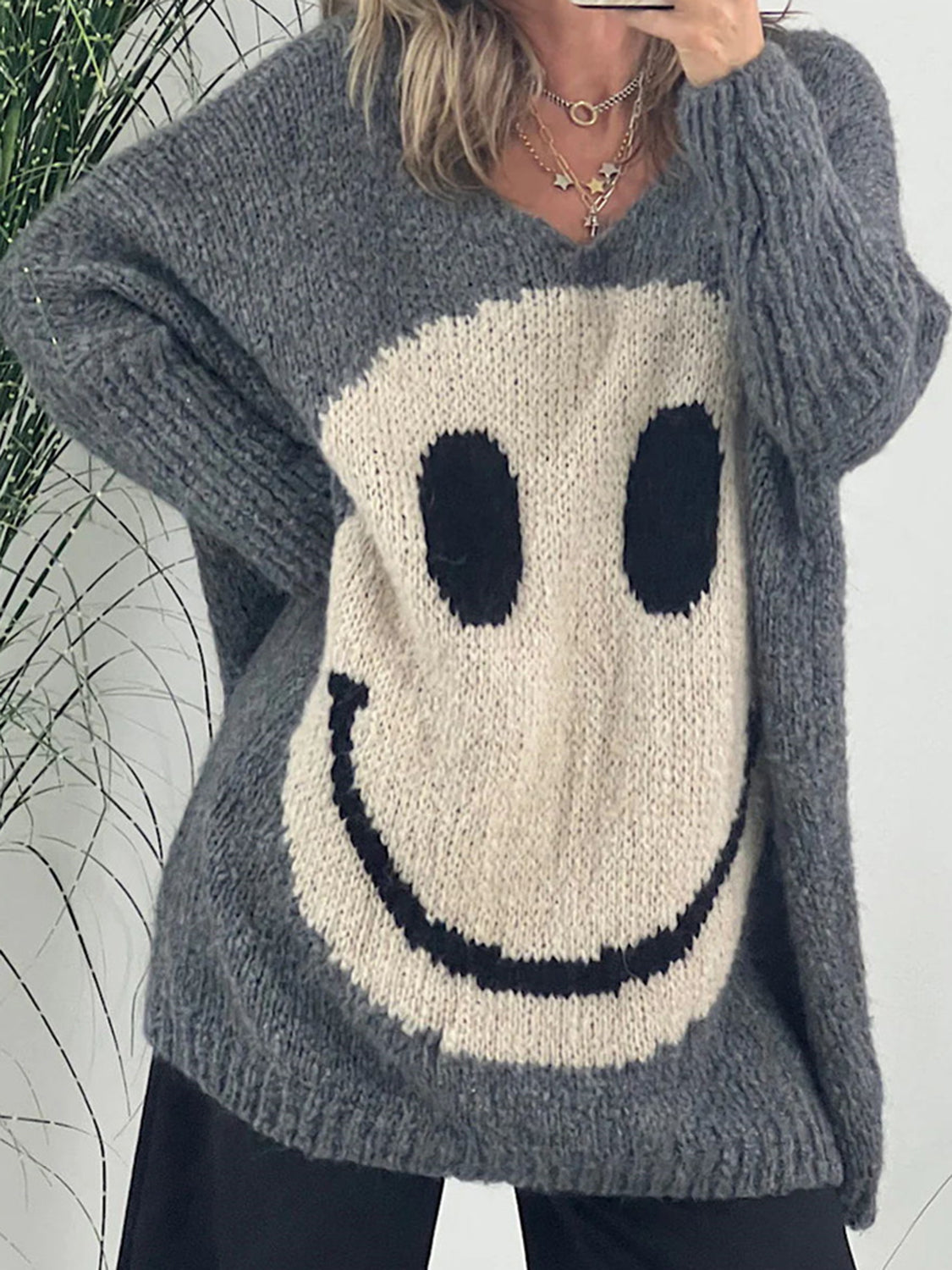 Smiling Face V-Neck Long Sleeve Sweater - 2 SIZE COMBOS - T - 7 COLORS -