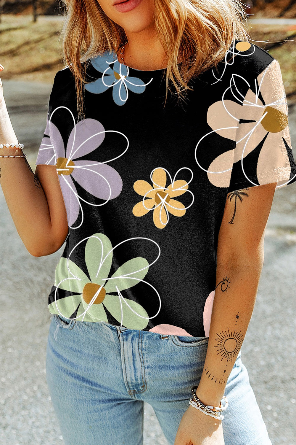 Flower Round Neck Short Sleeve T-Shirt - T - 1 COLOR -