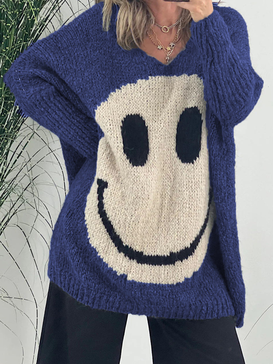 Smiling Face V-Neck Long Sleeve Sweater - 2 SIZE COMBOS - T - 7 COLORS -