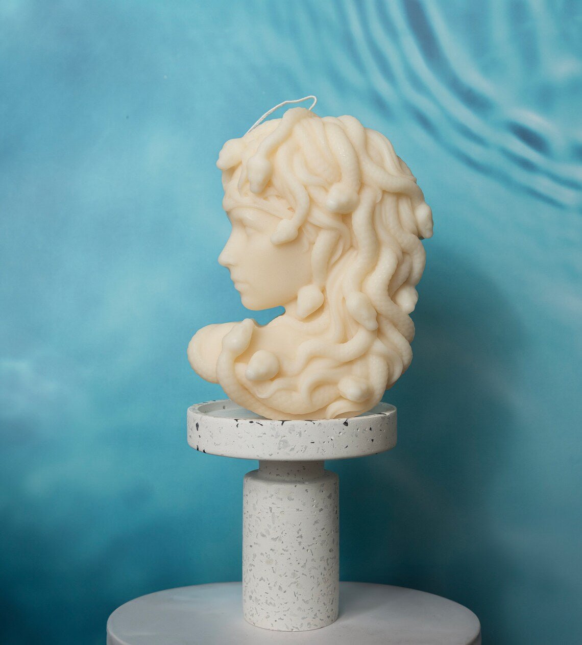 Large Medusa Sulpture Soy Wax Scented Candle - 10 COLORS - 10 FRAGRENCES -