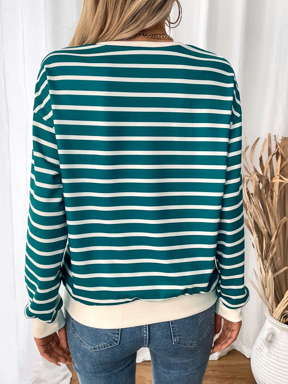 Perfee Striped Contrast Round Neck Long Sleeve Sweatshirt - T - 1 COLOR -