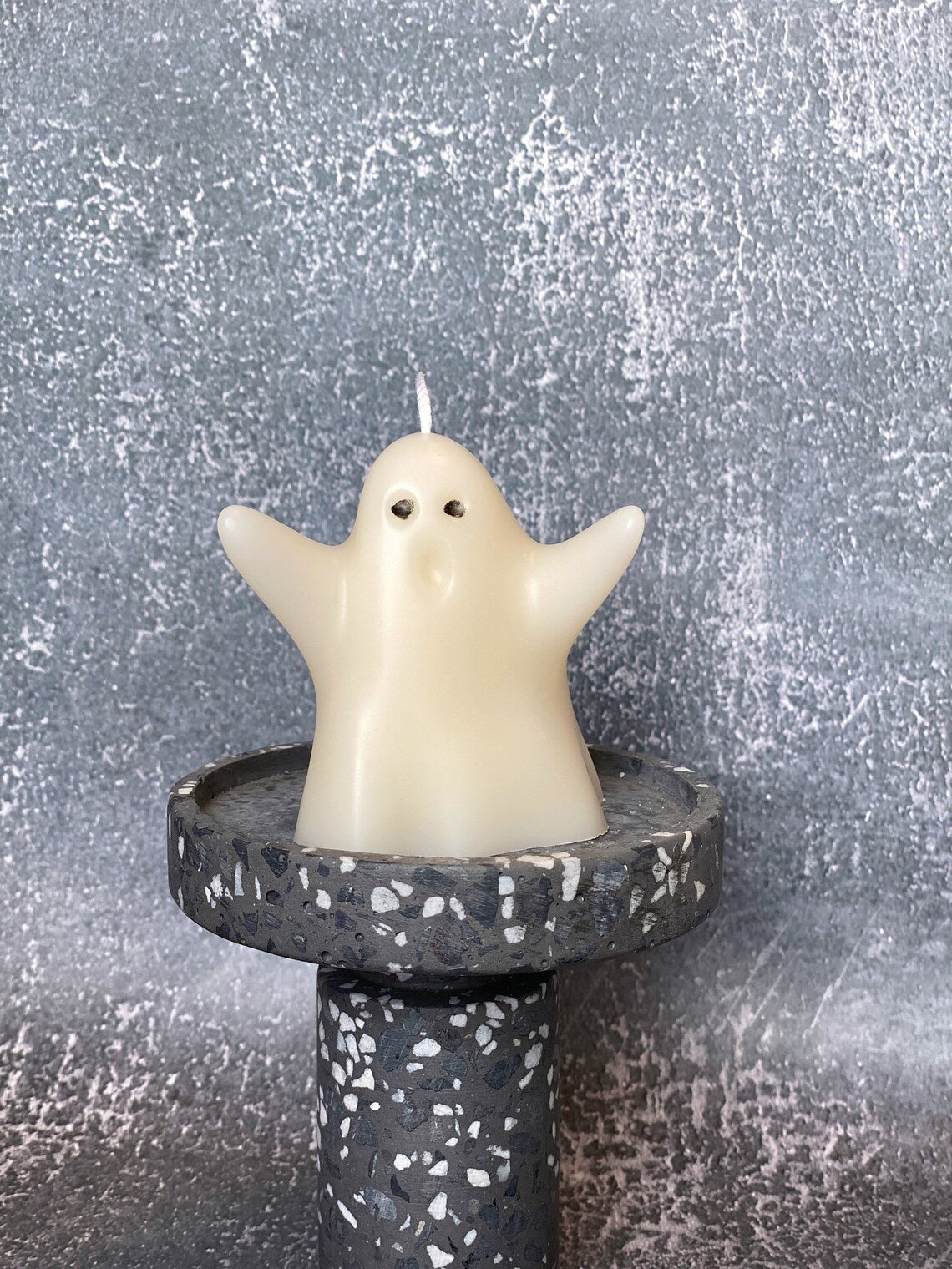 Cute Ghost Handmade Soy Wax Candle - 3 COLORS - 3 FRAGRENCES -