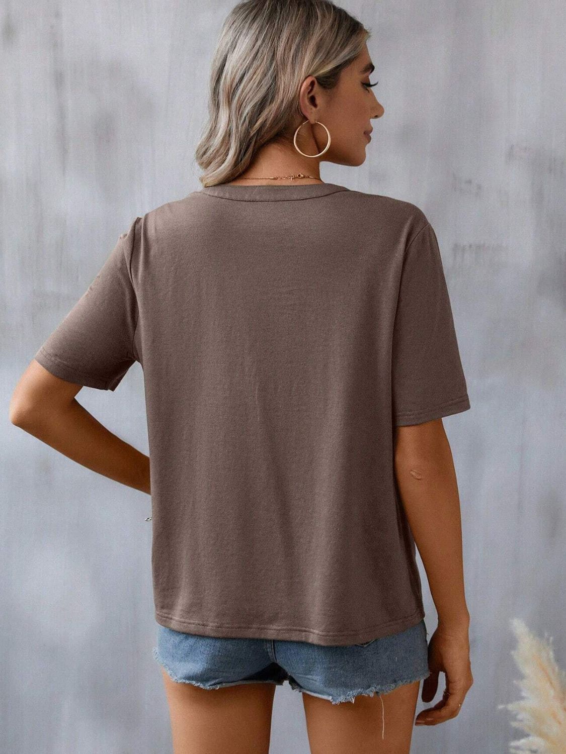 Embroidered Notched Short Sleeve T-Shirt - T - 5 COLORS -