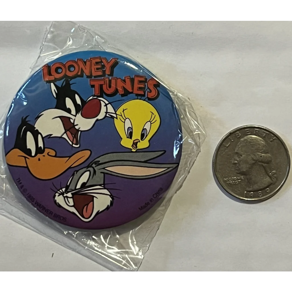 Vintage 1995 Looney Tunes Pin, Group Shot, Unopened in Package!