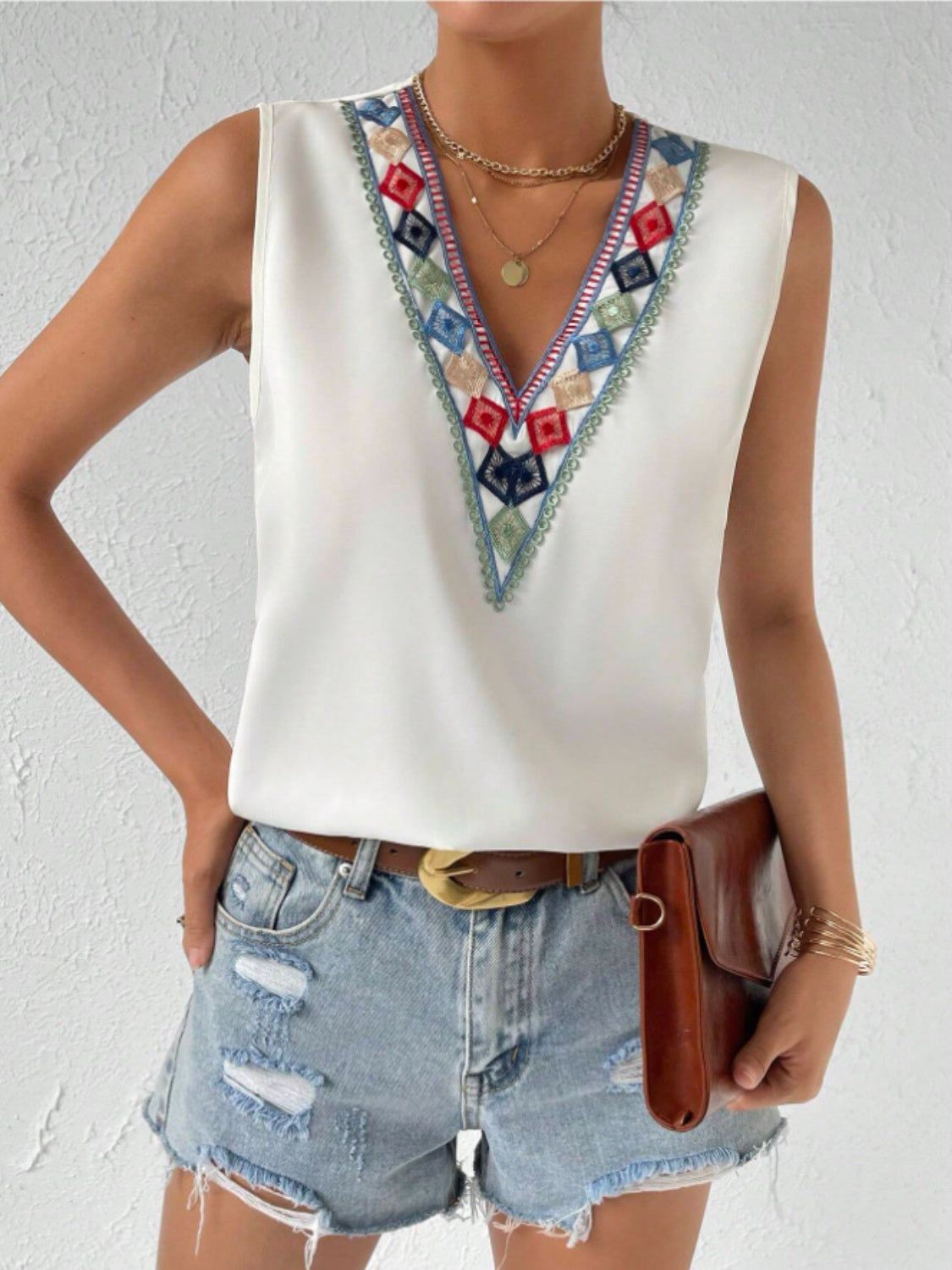 Contrast Geometric V-Neck Tank - T - 1 COLOR -