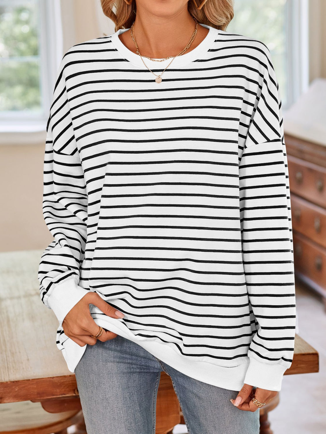 Striped Round Neck Long Sleeve Sweatshirt - T - 6 COLORS -