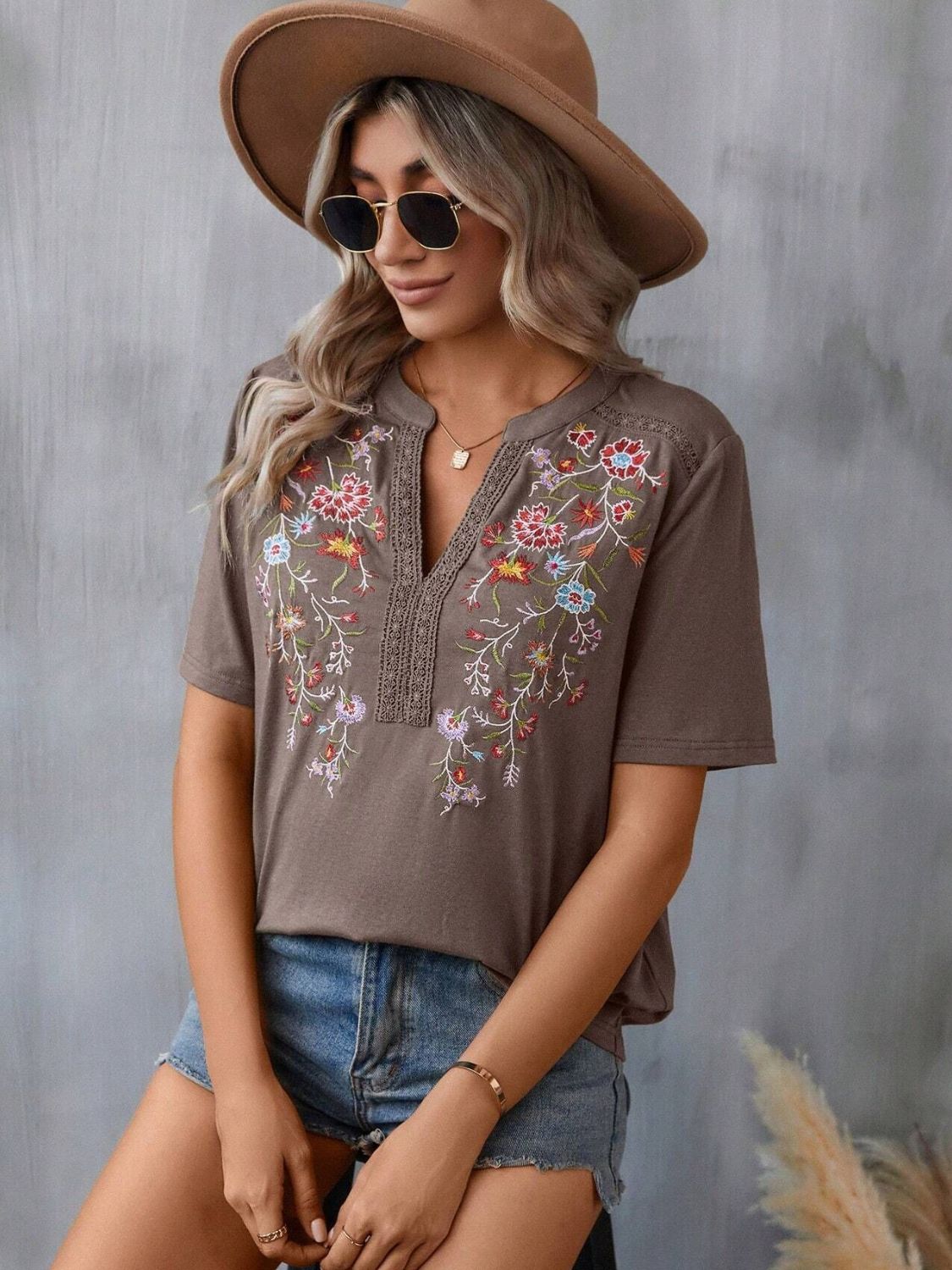 Embroidered Notched Short Sleeve T-Shirt - T - 5 COLORS -