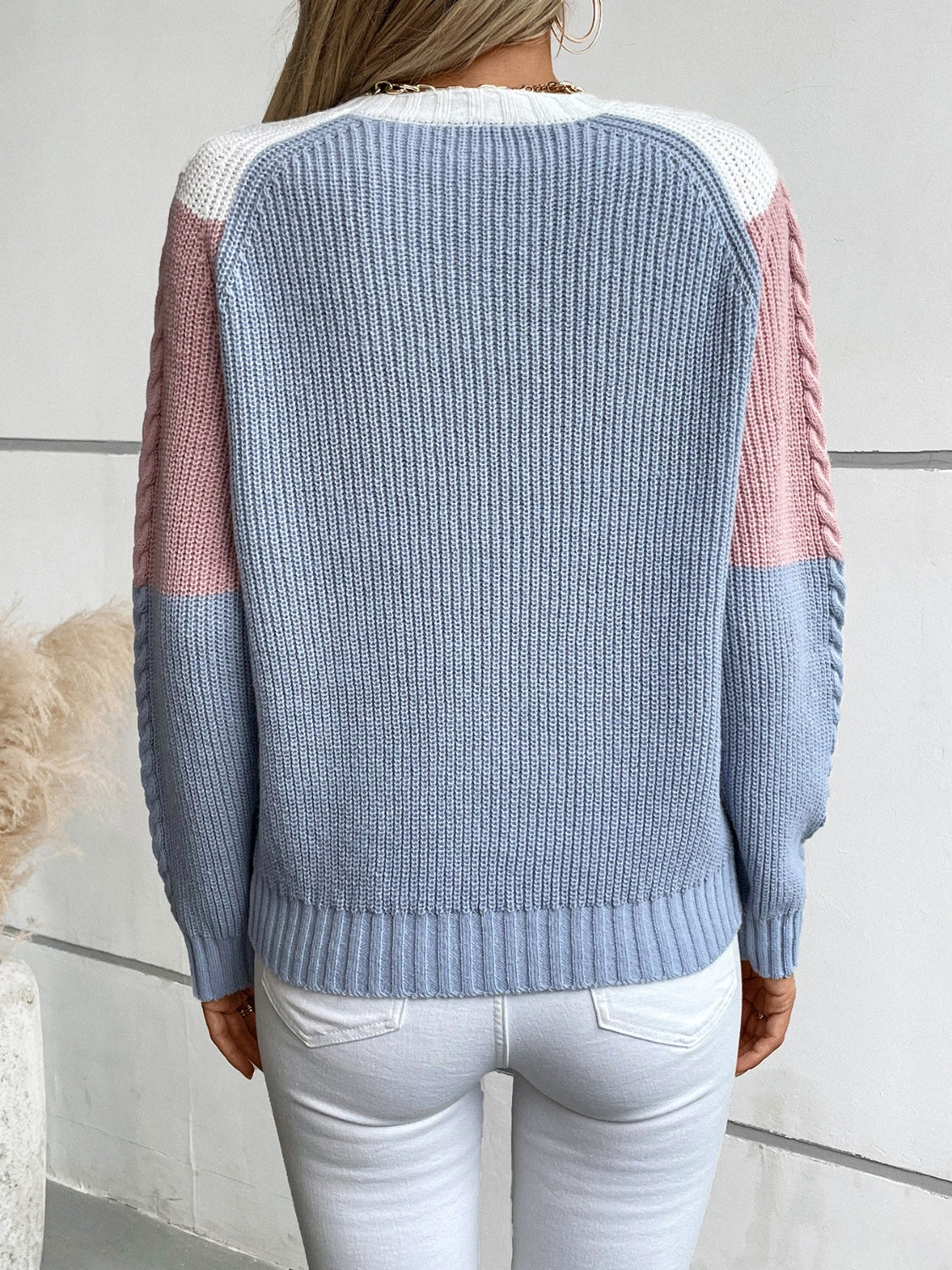 Color Block Round Neck Long Sleeve Sweater - T - 2 COLORS -