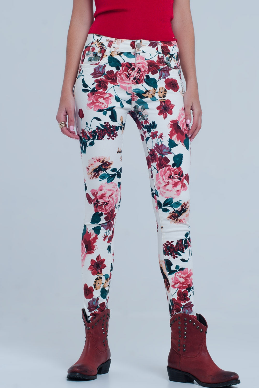 Q2 - White Jeans With Roses Print - 1 COLOR -