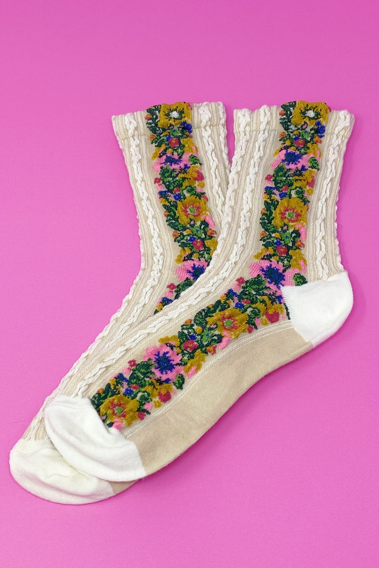 Noble Floral Beauty Socks - 1 PAIR -