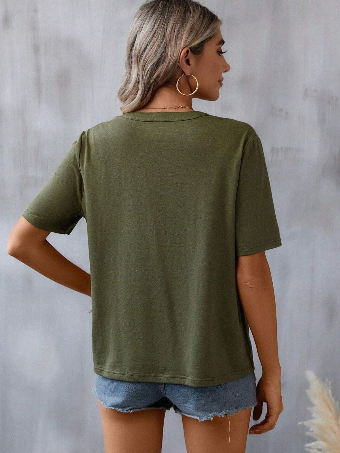 Embroidered Notched Short Sleeve T-Shirt - T - 5 COLORS -