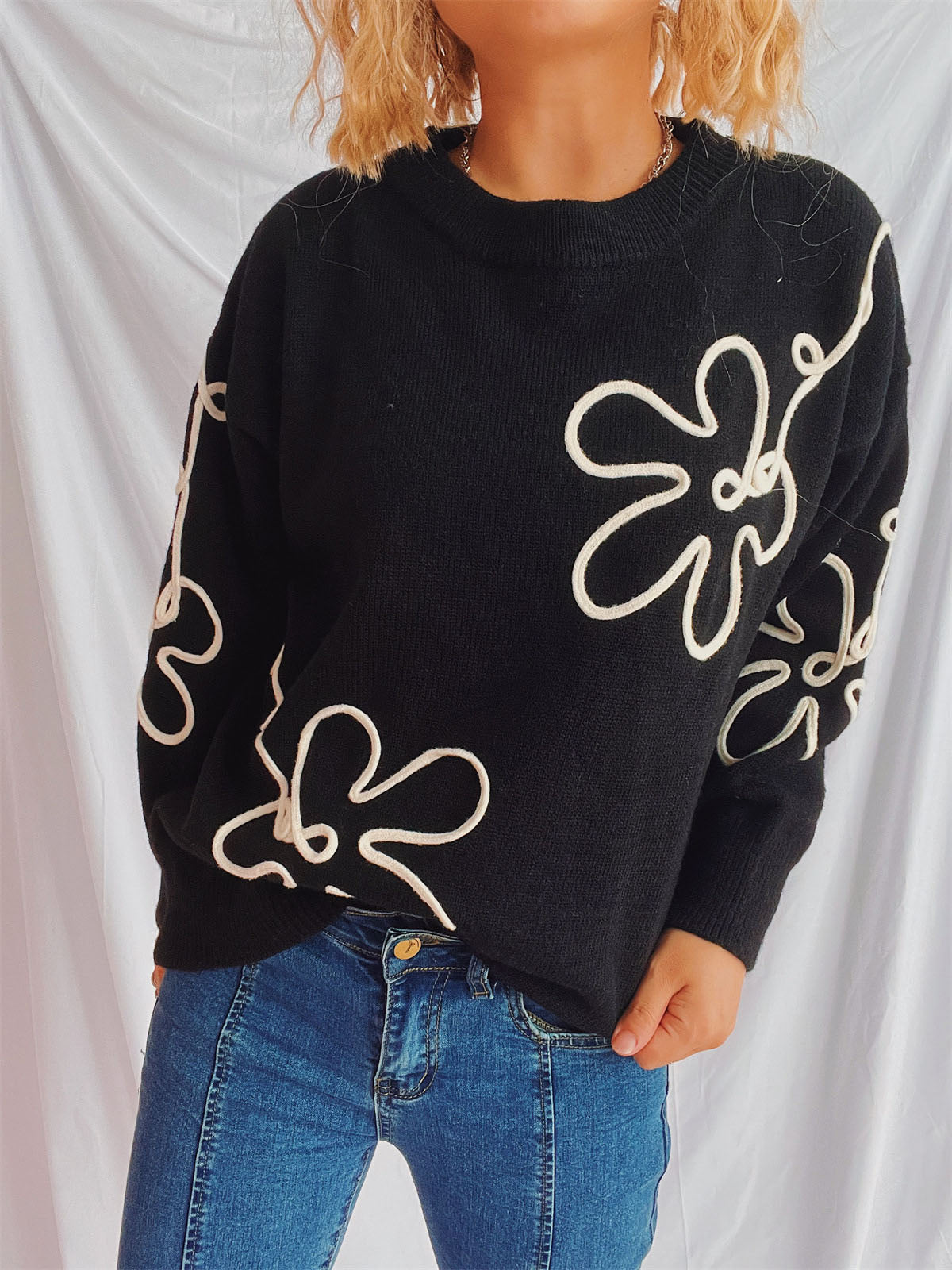 Flower Round Neck Long Sleeve Sweater - 1 OVERSIZE - T - 3 COLORS -