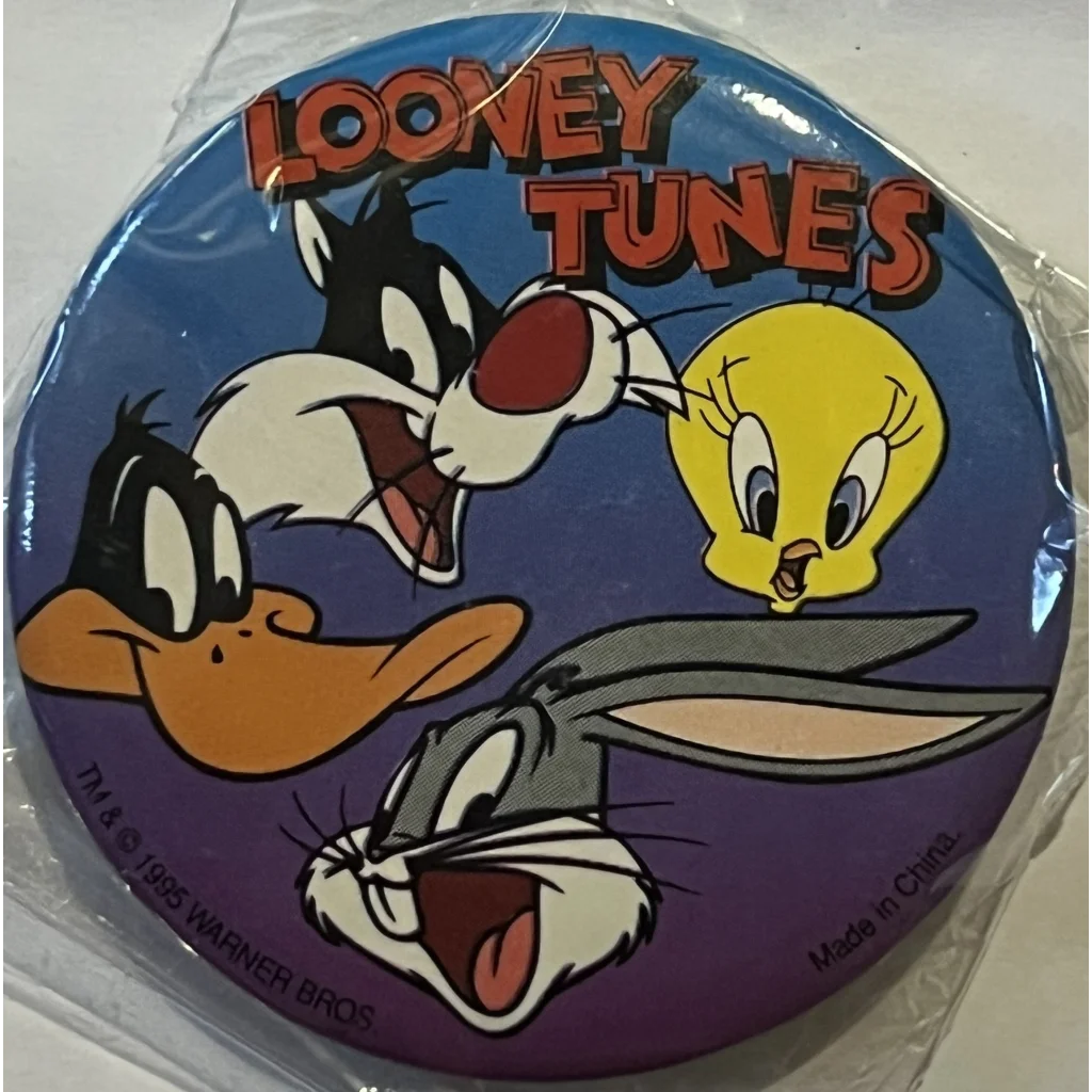 Vintage 1995 Looney Tunes Pin, Group Shot, Unopened in Package!