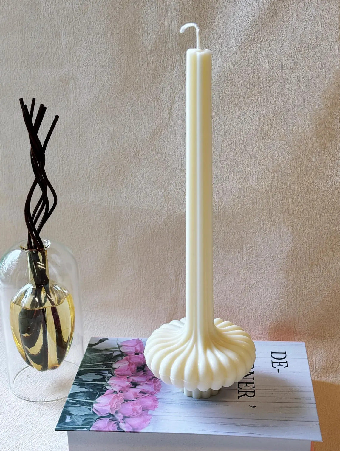 Elegant Latern Pillar Soy Wax Sculpture Candle • Home Decor • Unique Gift Idea - 21 FRAGRENCES-