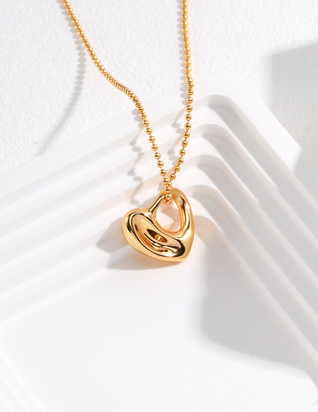 Irregular Hollow Heart Necklace - 2 FINISHES -