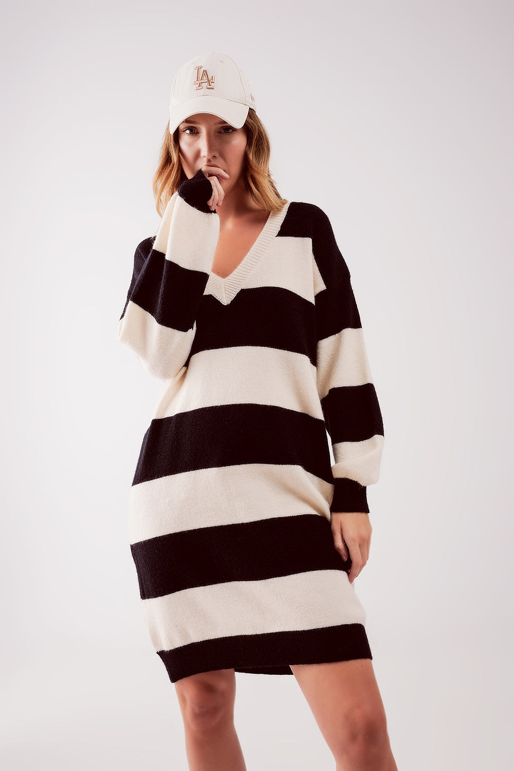 Q2 - Stripe Jumper Dress in Black - 1 SIZE FITS ALL - 1 COLOR -