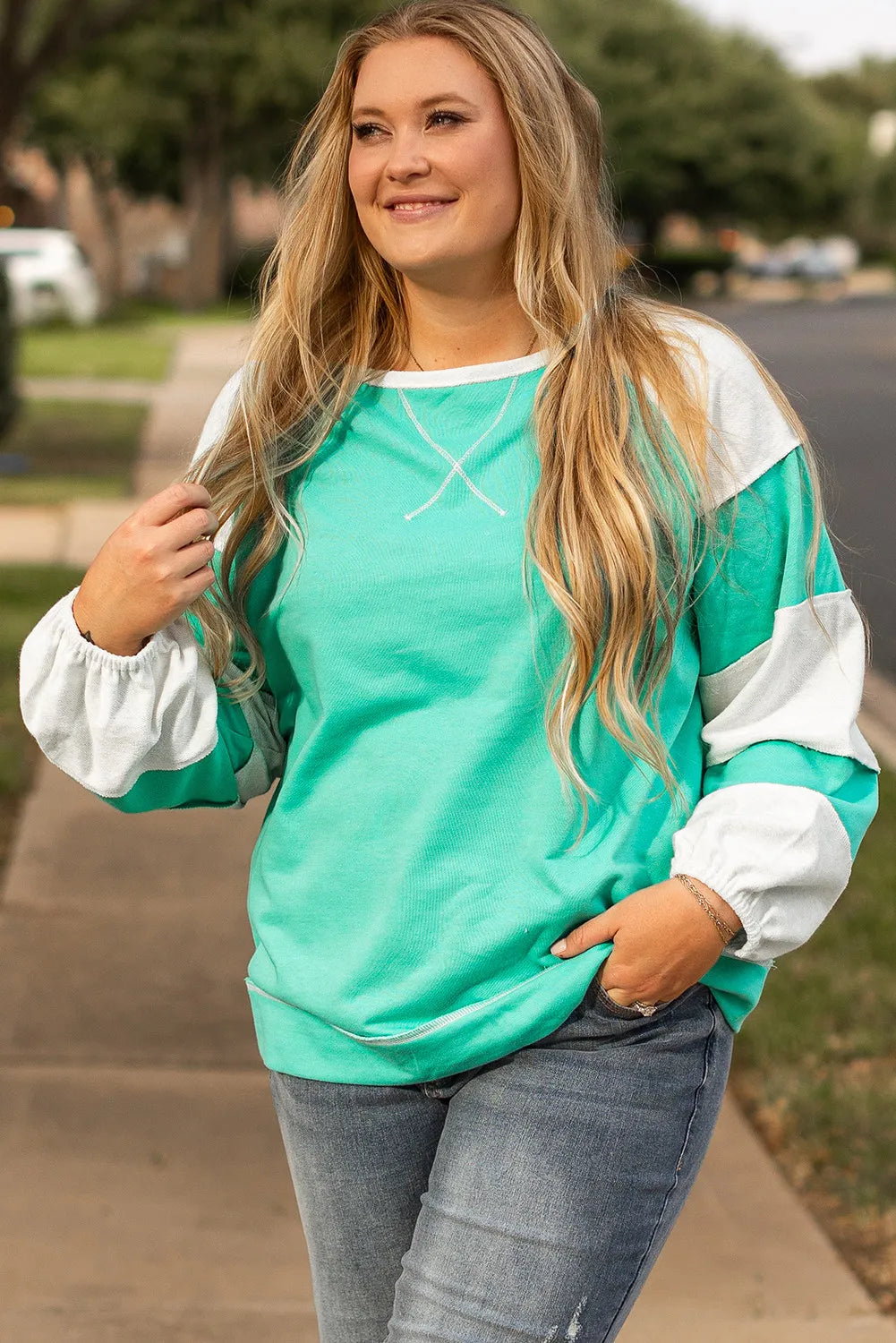 Plus Size Exposed Seam Color Block Long Sleeve Sweatshirt - SIZES 1XL THRU 4XL ONLY - T - 1 COLOR -