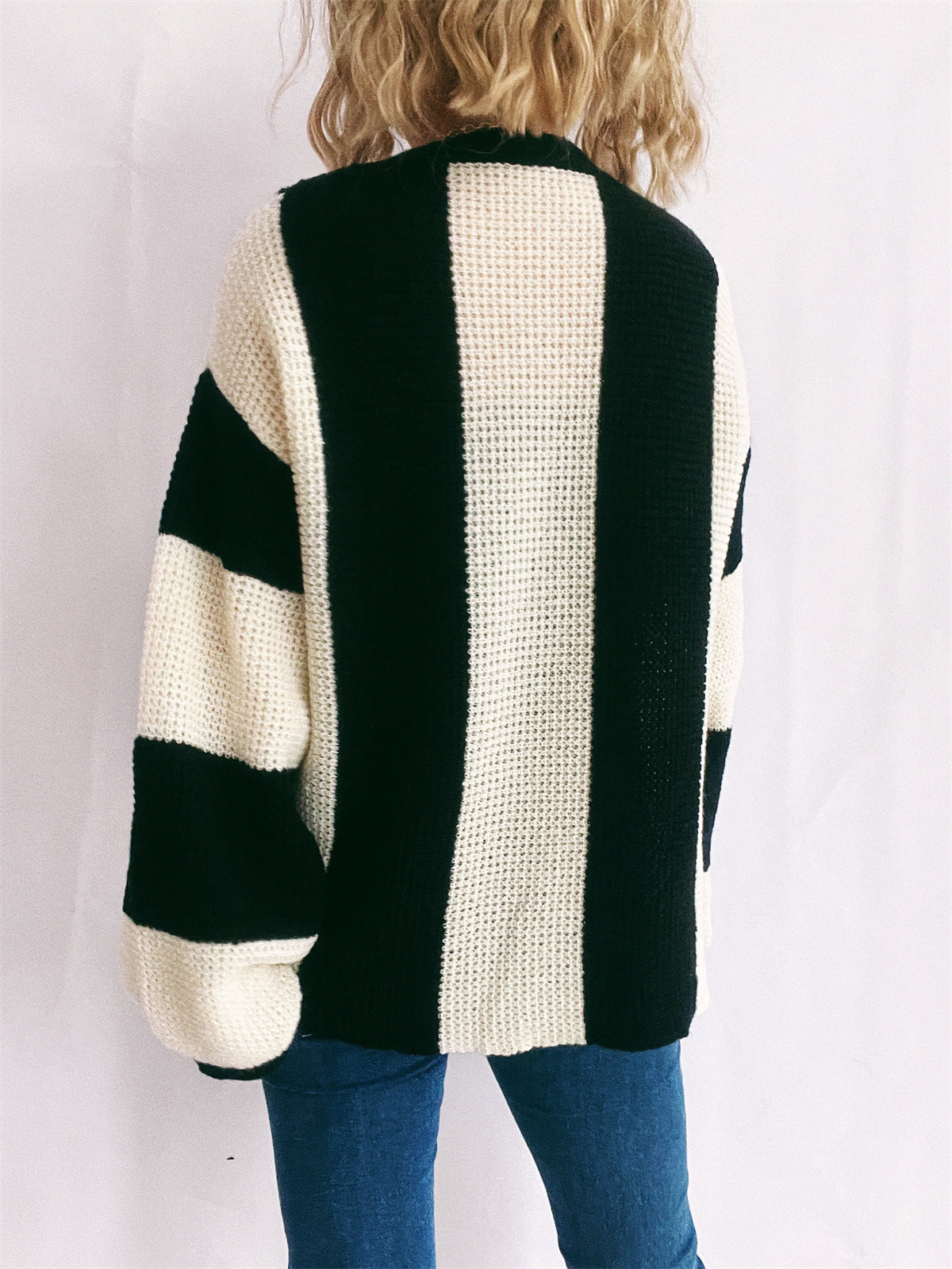 Color Block Round Neck Long Sleeve Sweater - T - 2 COLORS -