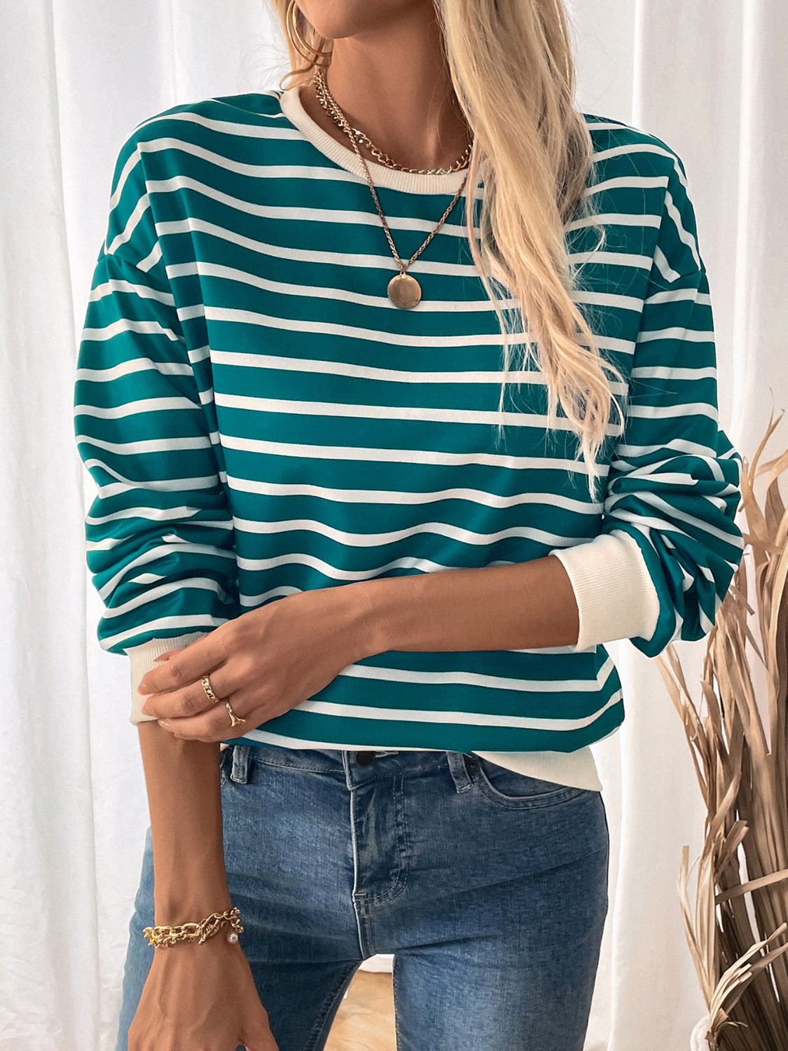 Perfee Striped Contrast Round Neck Long Sleeve Sweatshirt - T - 1 COLOR -