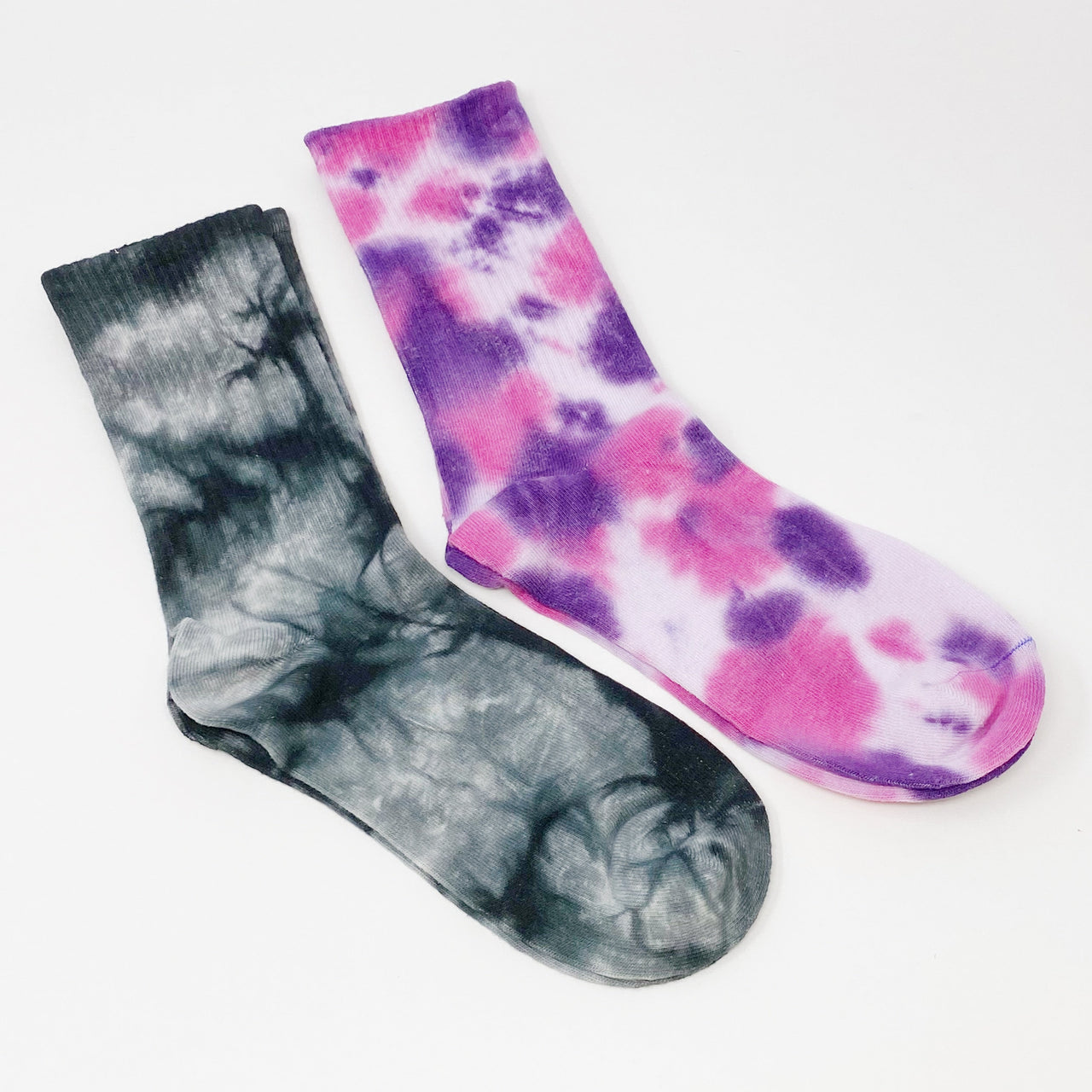 Free Mind Tie Dye Socks Set - 2 PAIRS - 2 COLOR COMBOS -