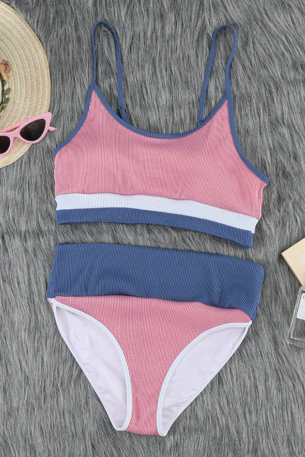 Color Block Scoop Neck Two-Piece Swim Set - T - 1 COLOR -