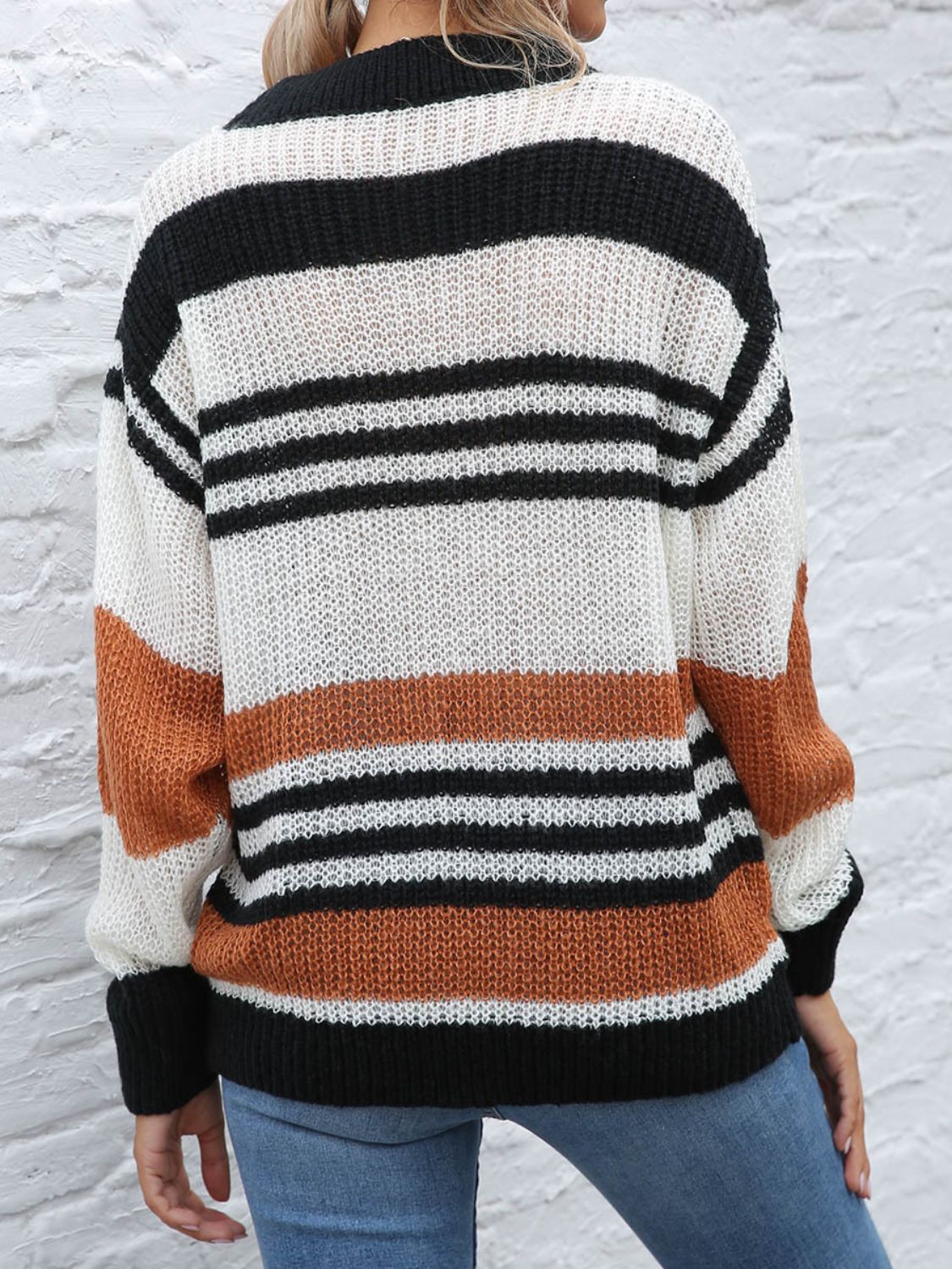 Contrast Striped Round Neck Long Sleeve Sweater - T - 1 COLOR -