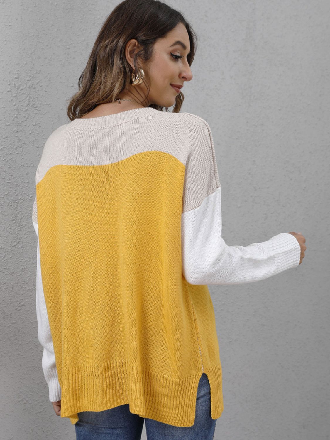 Color Block Round Neck Sweater - T - 3 COLORS -