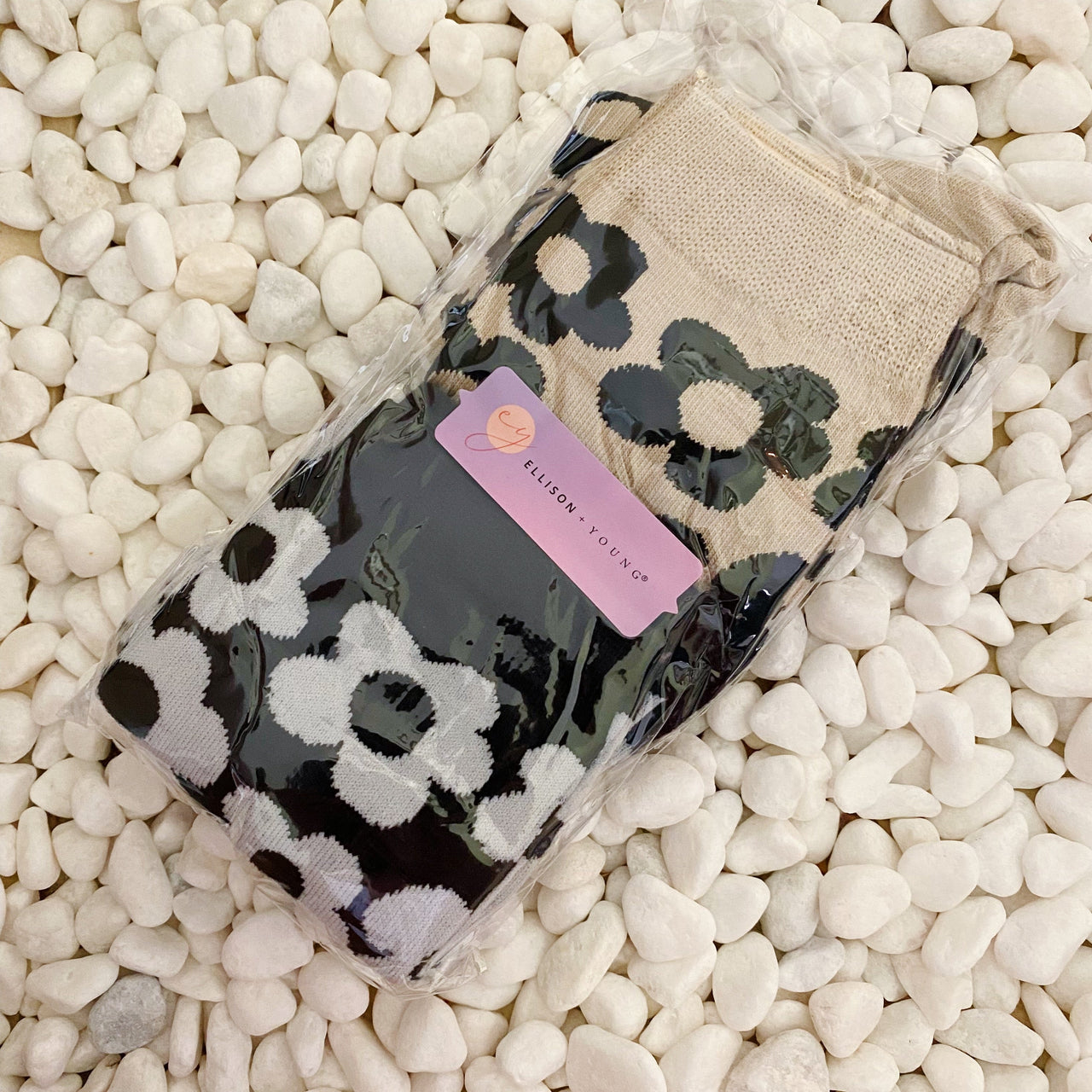 Modern Daisy Socks Set - 2 PAIRS - 2  COLOR COMBOS -