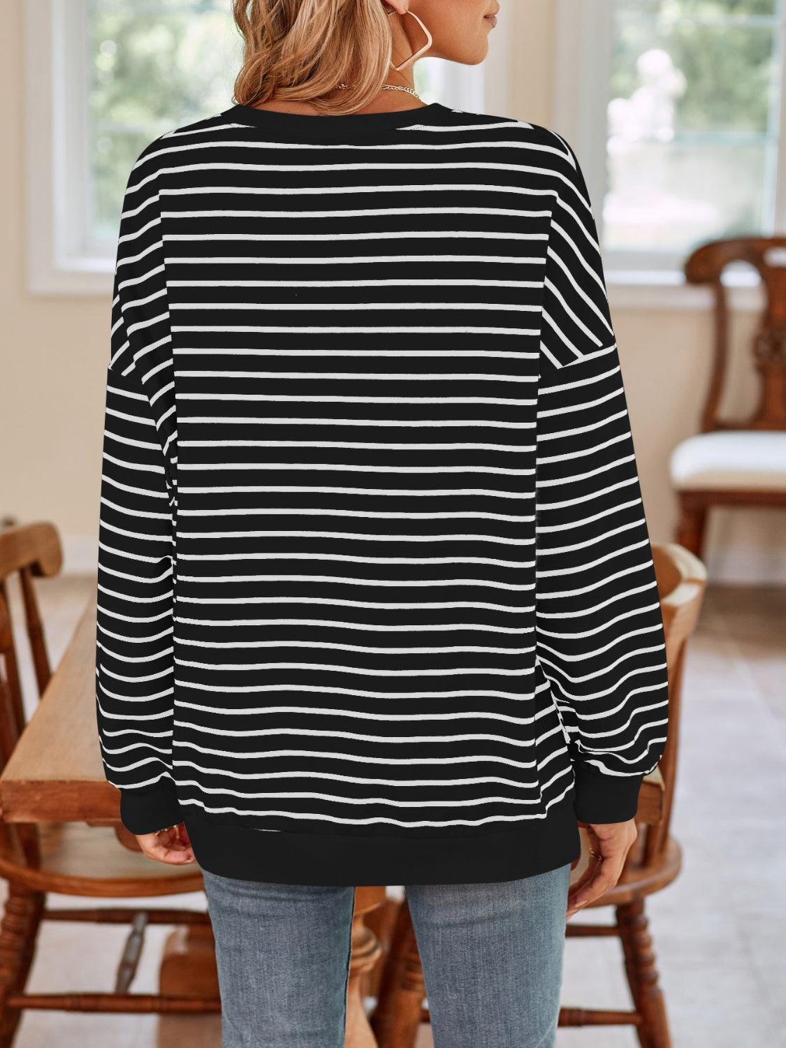 Striped Round Neck Long Sleeve Sweatshirt - T - 6 COLORS -