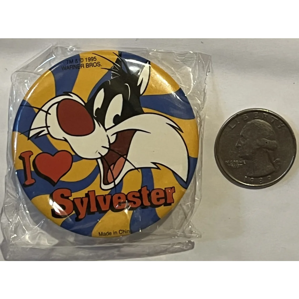 Vintage 1995 Looney Tunes Pin, I Love Sylvester, Unopened in Package!