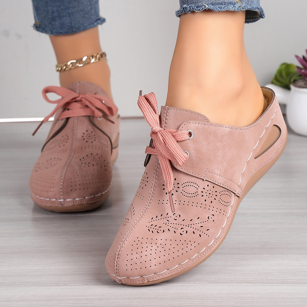 Lace-Up Round Toe Wedge Sandalesques - T - 5 COLORS -