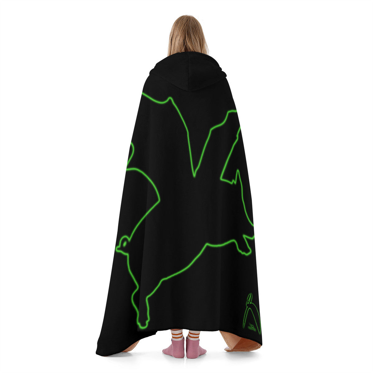 OOTO - THE DREADED PIG BAT (WILBUR STRIKES) - SF_F15 Hooded Blanket - 1 COLOR - 2 SIZES -