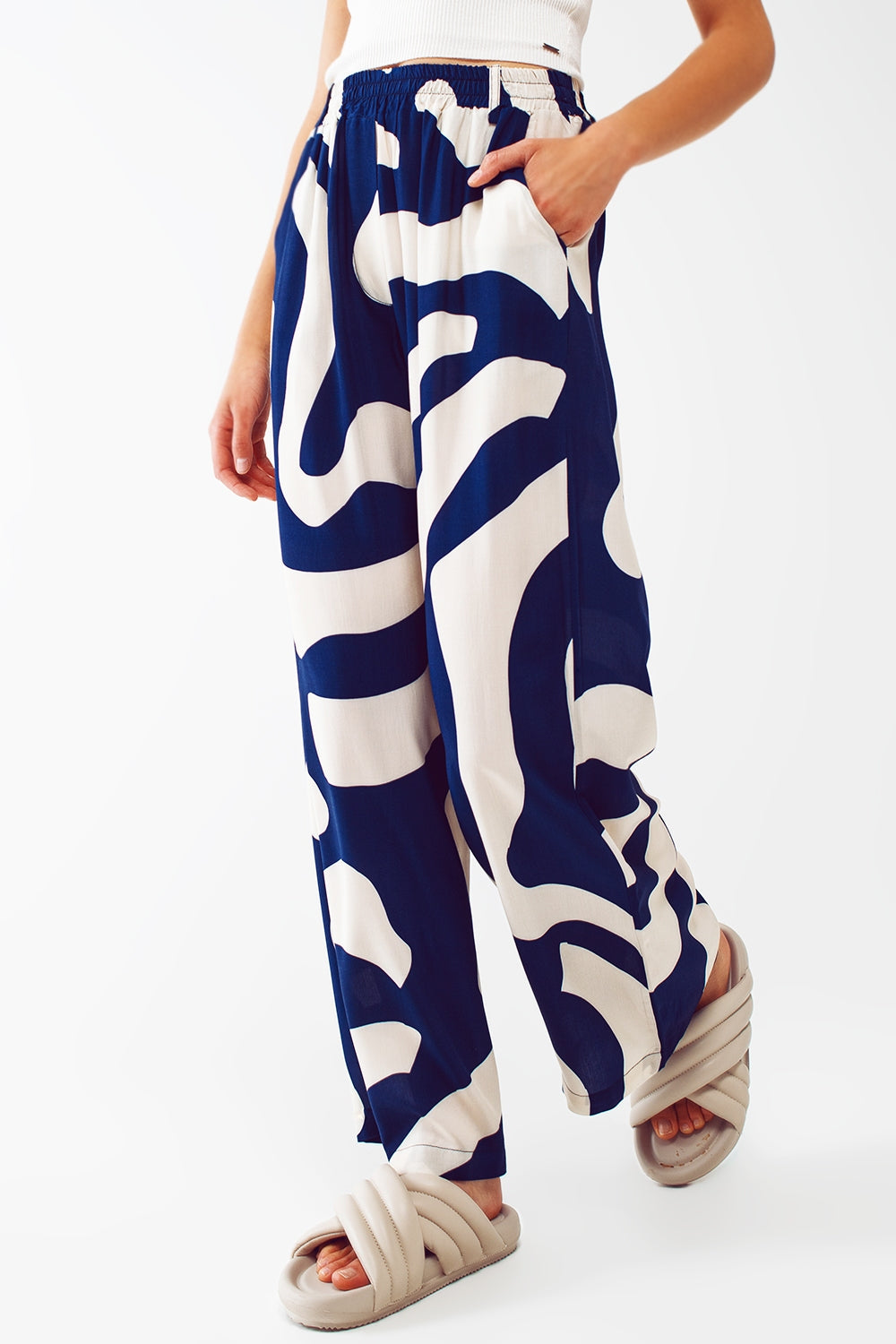 Q2 - Relaxed Wide Leg Pants in Blue Abstract Print - 1 COLOR -