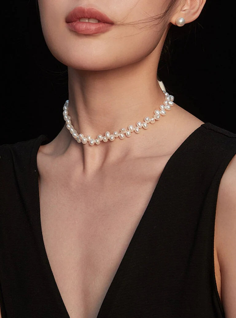 Dainty Pearl Beaded Choker Necklace