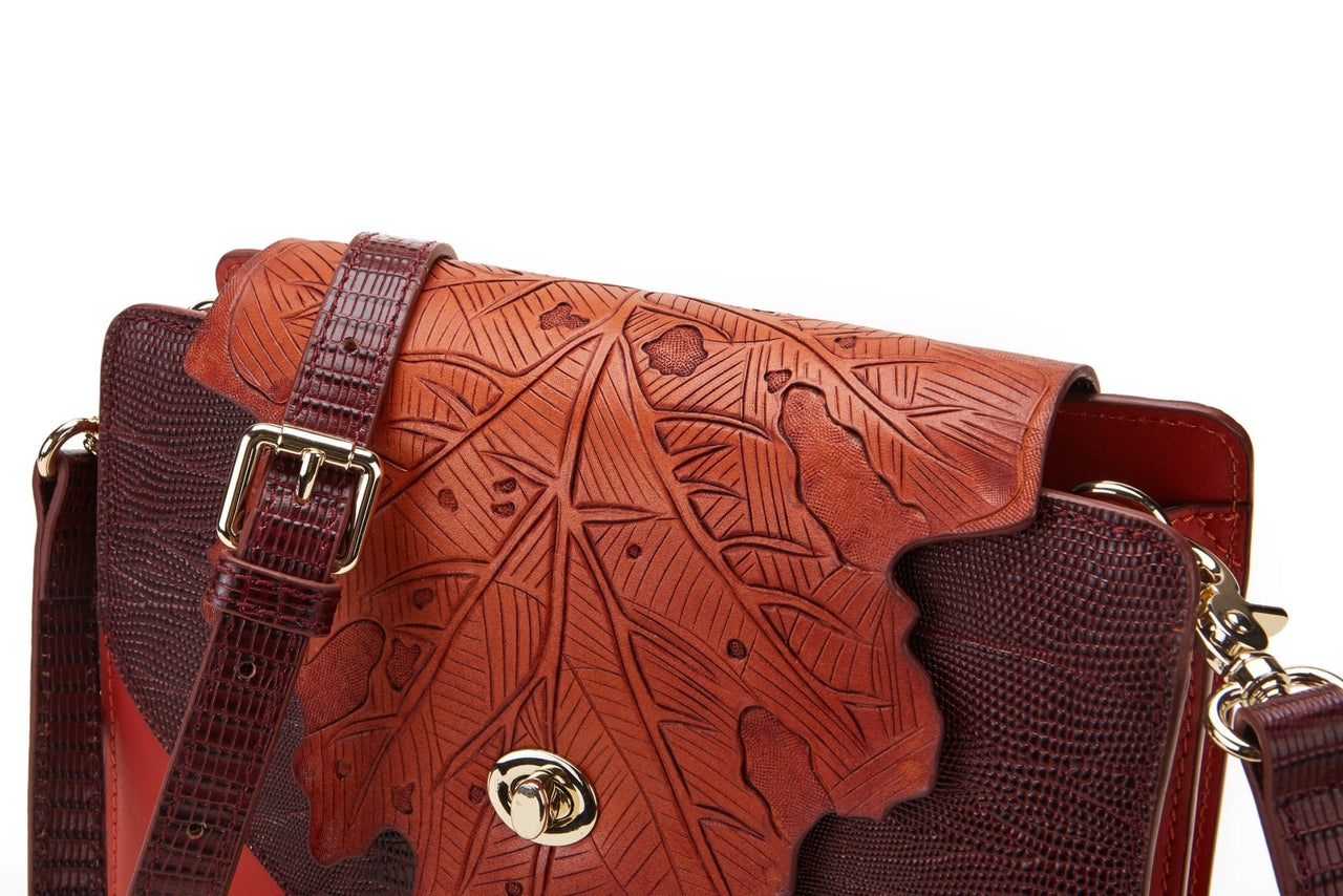 Bellorita - Sycamore Red Crossbody - 1 COLOR -